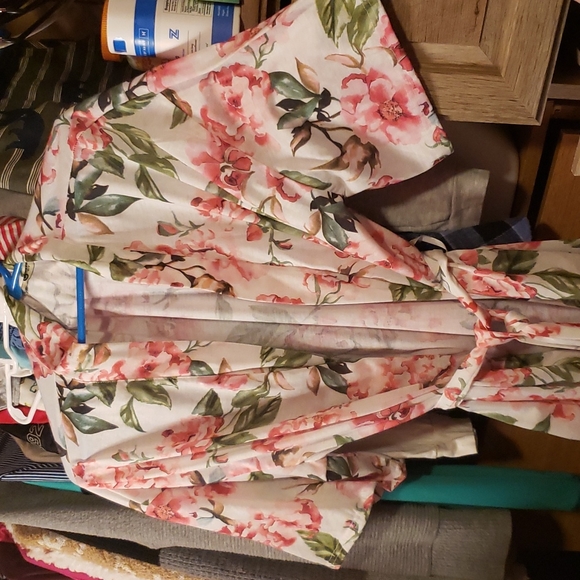 Show Me Your Mumu - Picture 1 of 4